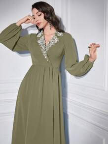 Modelyn Đầm suông tay đèn lồng đính đinh tán thanh lịch cho nữ - Màu xanh Ô liu - Xem 3
