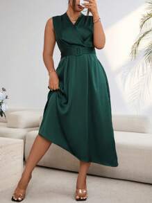 SHEIN Clasi 大尺碼純色無袖交叉包裹夏季女裝連衣裙 - 墨綠色 - 查看 6