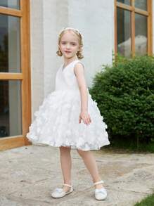 SHEIN Glamorique Kids Daily Casual Elegant 3D Flower Mesh Girls' Dress, Ideal For Wedding/Prom, Spring/Summer, Puffy Skirt - White - View 5