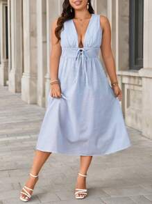 SHEIN Frenchy Women's Blue Striped V-Neck Tie Sleeveless Vest Dress, Striped Dresses, Blue Summer Dresses, Women's Dresses, Fitted Skinny Mid-Length Commuter Dresses Summer Women Dresses - Blue - View 2