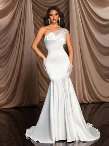Glamrae Robe de mariée élégante à traîne de poisson en dentelle avec de magnifiques perles de fleurs et un design en dentelle 3D sur l'encolure - Blanc - Voir 6