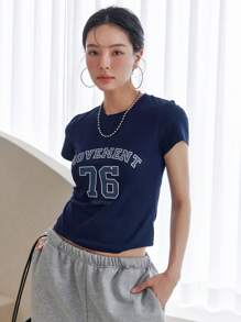 DAZY Letter Graphic Tee - Navy Blue - View 1