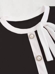 Sweetra Contrast Trim Tie Front Tee Graphic Tees Women Tops