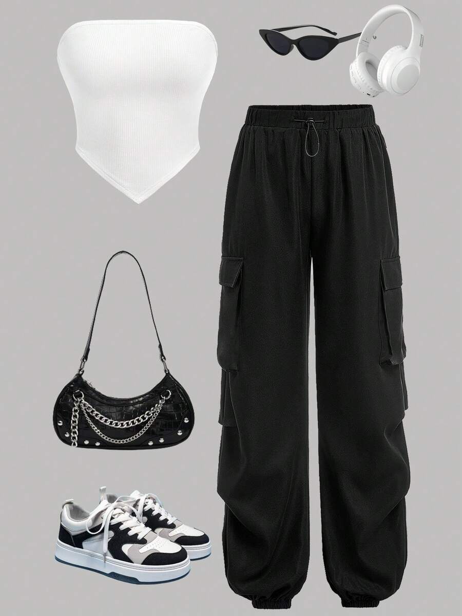 SHEIN Conjunto de dos piezas casual de ropa de calle para adolescente con top corto sin tirantes de punto en blanco y negro y pantalones jogger cargo de tejido con bolsillos woven. - Blanco y Negro - Ver 1
