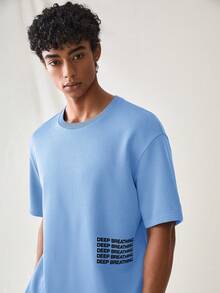 Manfinity VCAY 男士標語圖案下擺寬鬆T恤與短褲套裝 - 藍色 - 查看 3