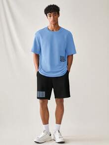 Manfinity VCAY 男士標語圖案下擺寬鬆T恤與短褲套裝 - 藍色 - 查看 4