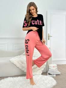 Conjunto de ropa de hogar con estampado de letras, mangas cortas y pantalones largos - Multicolor - Ver 1