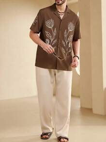 Manfinity RelaxMax 男士夏季花卉印花短袖休閒舒適襯衫 - 卡其色 - 查看 4