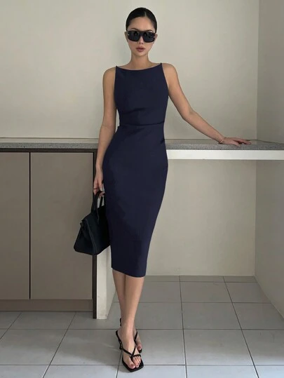 DAZY 女士优雅紧身连衣裙，后背拉链，别致露背设计，腰部收紧，高开衩优雅太阳裙