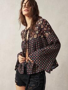 Bohemela Women's Vintage Shirt With Floral Pattern And Tie Front For Pre-Vacation - Multicolor - View 7