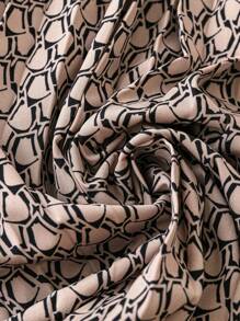 SHEIN Clasi 大尺碼女性幾何圖案印花圓領長裙 - 杏色 - 查看 5