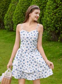 SHEIN 少女编织碎花花卉图案细肩带背心和荷叶边短裙套装 - 藍白色 - 查看 1