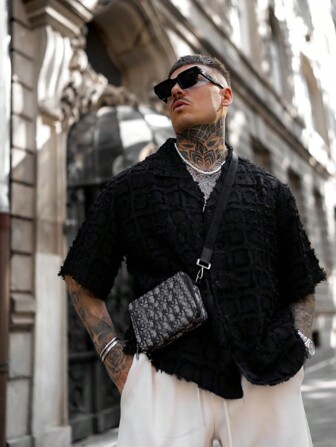 男士黑色格紋襯衫，流蘇修飾，高端時尚的美式毛邊襯衫