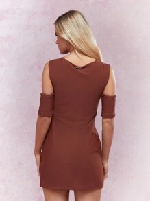 MISSGUIDED Twist Knot Detail Jersey Bodycon Tank Dress With Short Bardot Sleeves - Brown - View 2