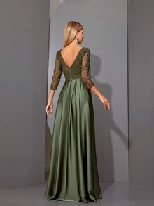 Mgiacyv V领刺绣蕾丝和缎面拼布手工褶皱长款伴娘礼服