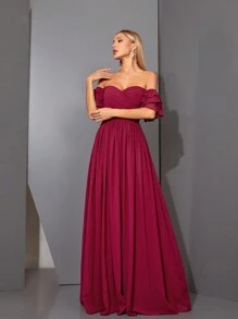 Váy phù dâu dài tay xếp ly lệch vai nhiều lớp bằng vải voan Mgiacy - Màu đỏ tím - Xem 4