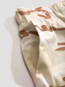 Men Camo Print Drawstring Waist 2 In 1 Shorts With Phone Pocket - Black - View 6