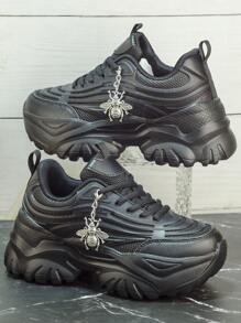 女士黑色運動鞋，防污搖滾風格，配時尚蜂編掛飾，楔形跟和厚底，戶外休閒鞋，厚實運動風，圓頭，鞋帶式，防滑，耐磨，具有減震功能，平緩舒適，輕盈，透氣網布，快速乾燥，適合慢跑、散步、徒步旅行、日常穿著、學校、工作、開車、旅遊等 - 黑色 - 查看 1