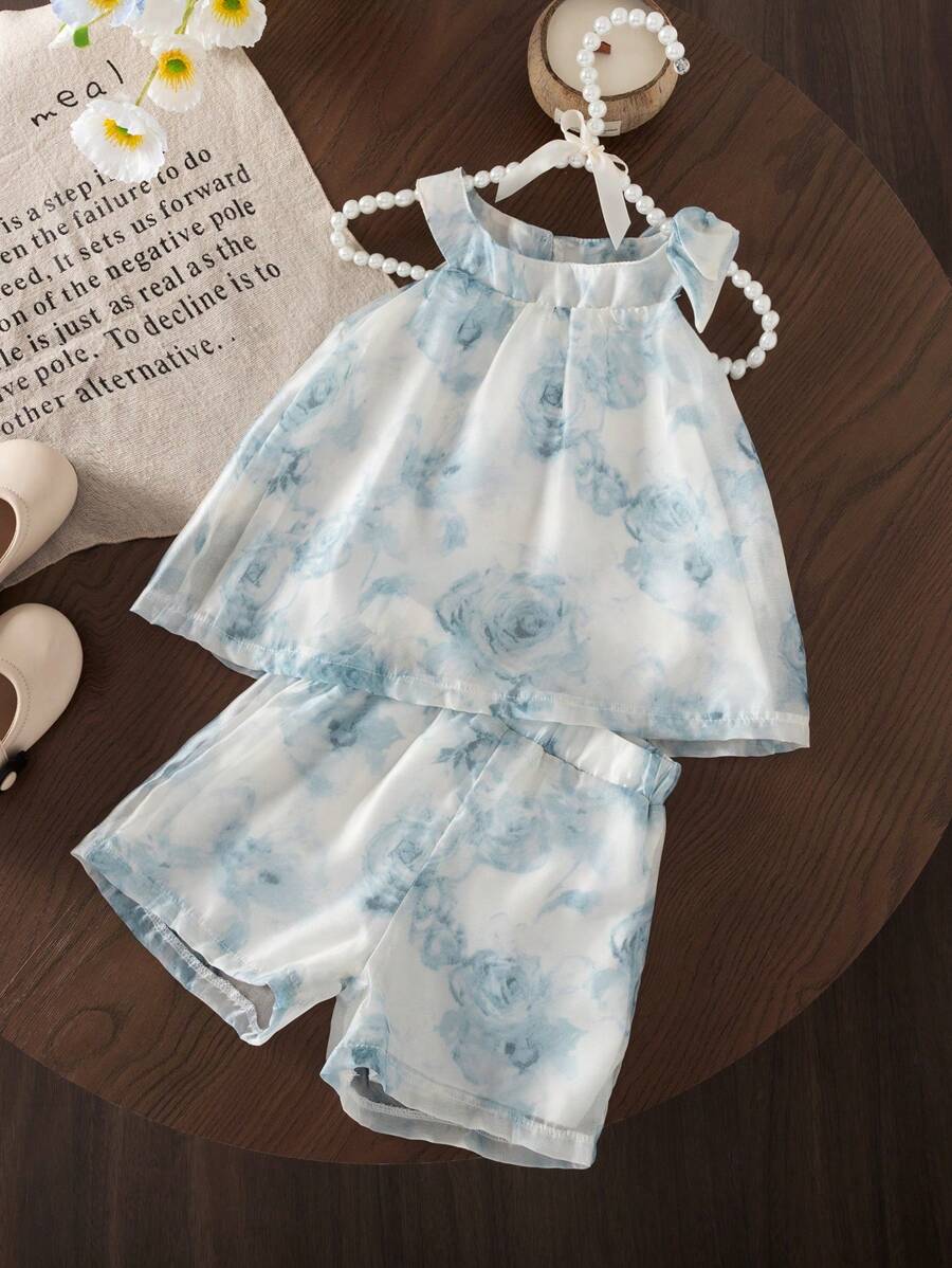 SHEIN Summer Fashionable Outfit For Little Girls, 2pcs Sleeveless Vest And Shorts Set
