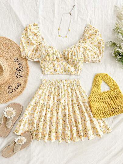 Soleia Women's Vacation Vintage Yellow & White Ditsy Floral Puff Sleeve Sweetheart Neck Top And Mini Skirt 2-Piece Casual Set, Summer No Chest Padding