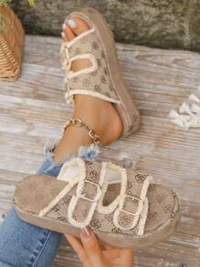 Women's Fashionable Buckle Strap European & American Style Lightweight Non-Slip Fabric Beach Platform Sandals
