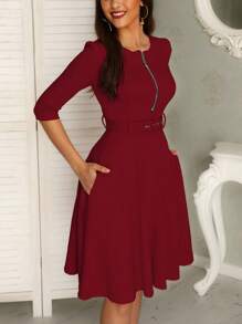 ChicMe Half Sleeve Zip Front Belted Midi Dress Round Neck Slim Fit Simple Stylish Design - Burgundy - View 3