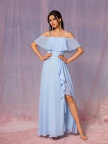 SHEIN Belle Elegante vestido de dama de honor con hombros descubiertos, mangas abullonadas, volantes asimétricos a un lado y abertura alta hasta el muslo, de tela de gasa azul para eventos formales como bodas - Azul - Ver 3