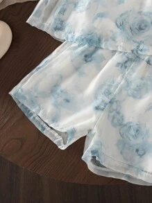 SHEIN Summer Fashionable Outfit For Little Girls, 2pcs Sleeveless Vest And Shorts Set