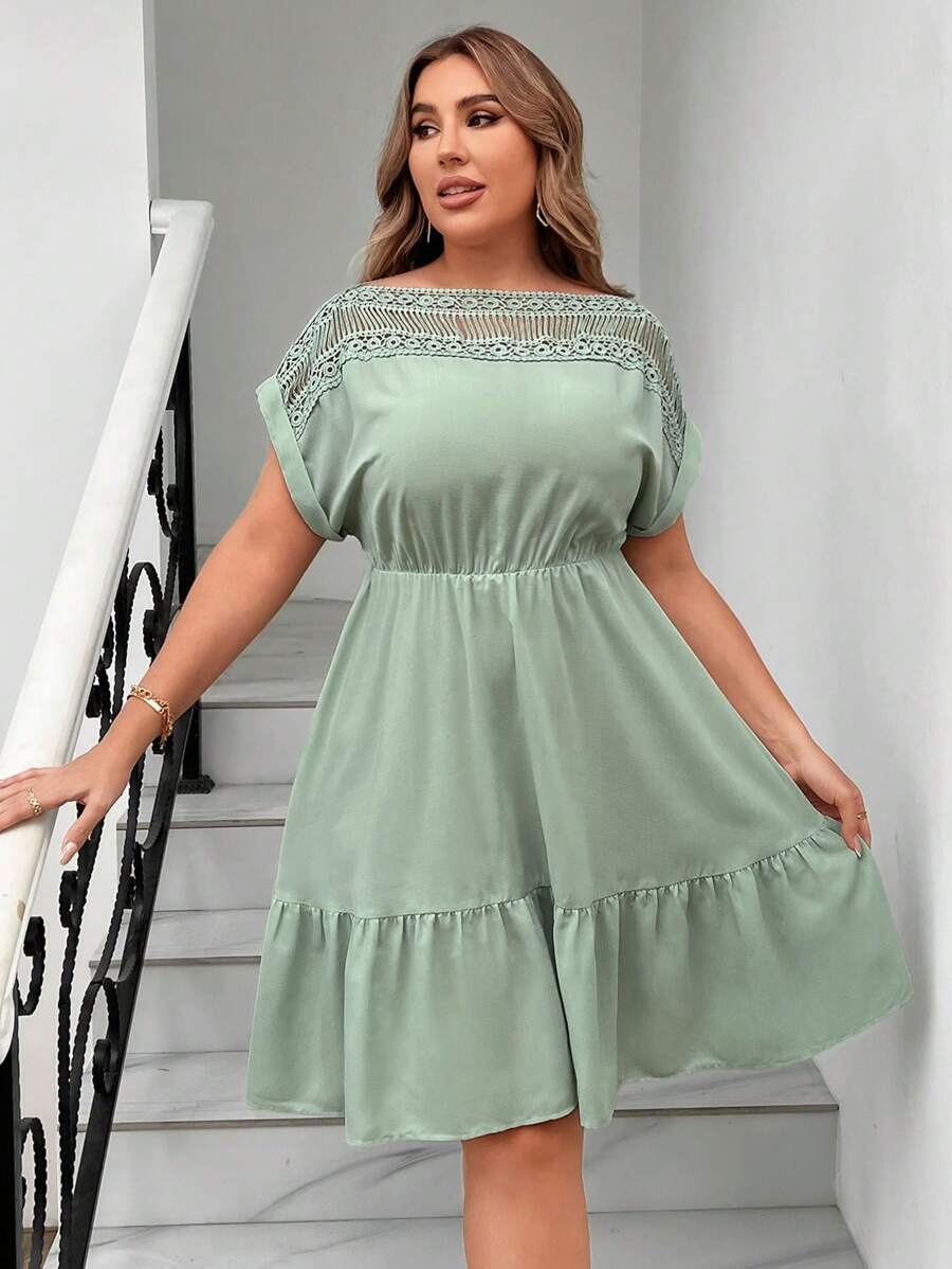 Calvaya 加大號對比蕾絲荷葉邊連衣裙 - 綠色 - 查看 1