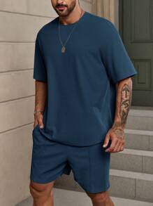 Manfinity Homme Loose Fit Men's Solid Color Drop Shoulder T-Shirt And Shorts Set