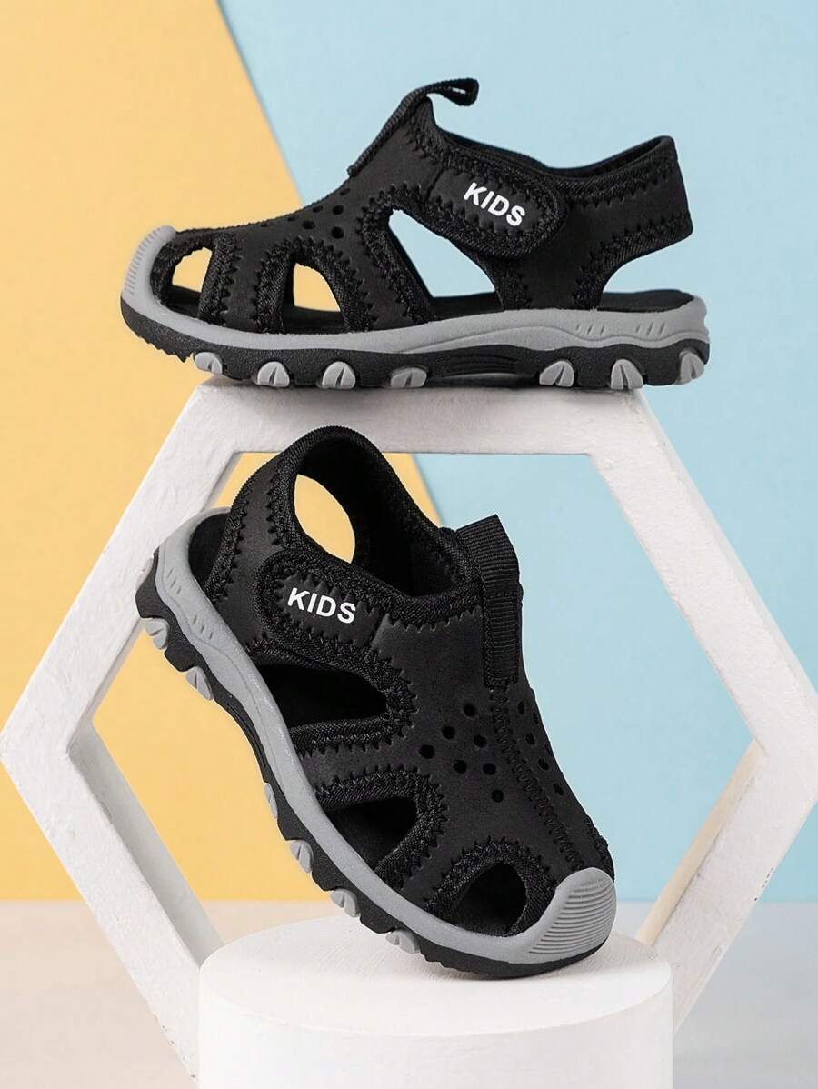 Infant Lightweight Anti-Slip Durable Soft Sole Beach Hook And Loop Sports Campus Sandals