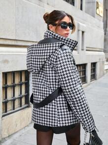 RueChic Houndstooth Pattern Puffer Coat With Zipper And 2 Pocket - Black and White - View 4