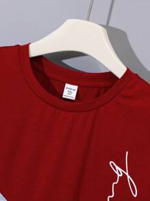 SHEIN 2pcs Teen Boys' Casual Color Block Patchwork Printed Round Neck Pullover T-Shirt And Athletic Shorts Set, Spring/Summer - Red - View 4