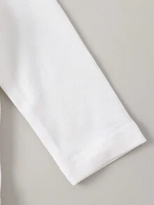 Conjunto de 3 peças para bebê menina, top bordado com design de urso de mangas compridas, gola redonda, bainha babado, shorts e bolsa em formato de urso. Lindo e fashion, ideal para o verão. - Castanho - Visão 6