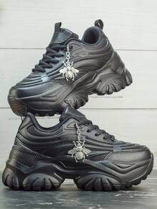 女士黑色運動鞋，防污搖滾風格，配時尚蜂編掛飾，楔形跟和厚底，戶外休閒鞋，厚實運動風，圓頭，鞋帶式，防滑，耐磨，具有減震功能，平緩舒適，輕盈，透氣網布，快速乾燥，適合慢跑、散步、徒步旅行、日常穿著、學校、工作、開車、旅遊等 - 黑色 - 查看 6