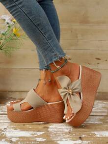 Neue Sommer Stil Schwarze Bienen Frauen Sandalen, großer Größe dicke Sohle Plattform Teaserschuhe, lässige Keilabsatz Sandalen für Damen