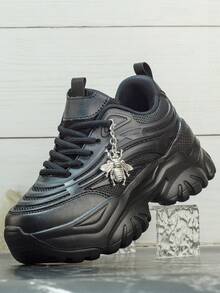 女士黑色運動鞋，防污搖滾風格，配時尚蜂編掛飾，楔形跟和厚底，戶外休閒鞋，厚實運動風，圓頭，鞋帶式，防滑，耐磨，具有減震功能，平緩舒適，輕盈，透氣網布，快速乾燥，適合慢跑、散步、徒步旅行、日常穿著、學校、工作、開車、旅遊等 - 黑色 - 查看 7