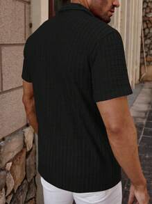 Manfinity Homme Men's Summer Solid Color Short Sleeve Casual Commuting Shirt - Black - View 2