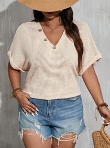 SHEIN LUNE Camiseta casual de talla grande para mujer con mangas murciélago cortas, cuello en V y botones decorativos para el verano