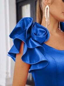 SHEIN Belle Vestido de princesa elegante y grácil con escote cuadrado decorado con flores 3D de satén, diseño en línea A, perfecto para ceremonias de graduación y ocasiones formales como bodas y cenas. - azul real - Ver 2