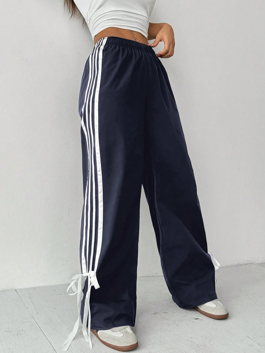 SHEIN PETITE Ladies' Contrast Striped Side Seam Simple Style Casual Wide Leg Pants ,Petite Women - Blue - View 1