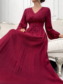 Modelyn 繫帶前鬆緊袖V領派對裙