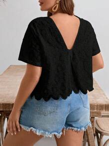 SHEIN Frenchy Plus Size Solid Color Eyelet Embroidery Round Neck Short Sleeve Summer Vacation Shirt - Black - View 5