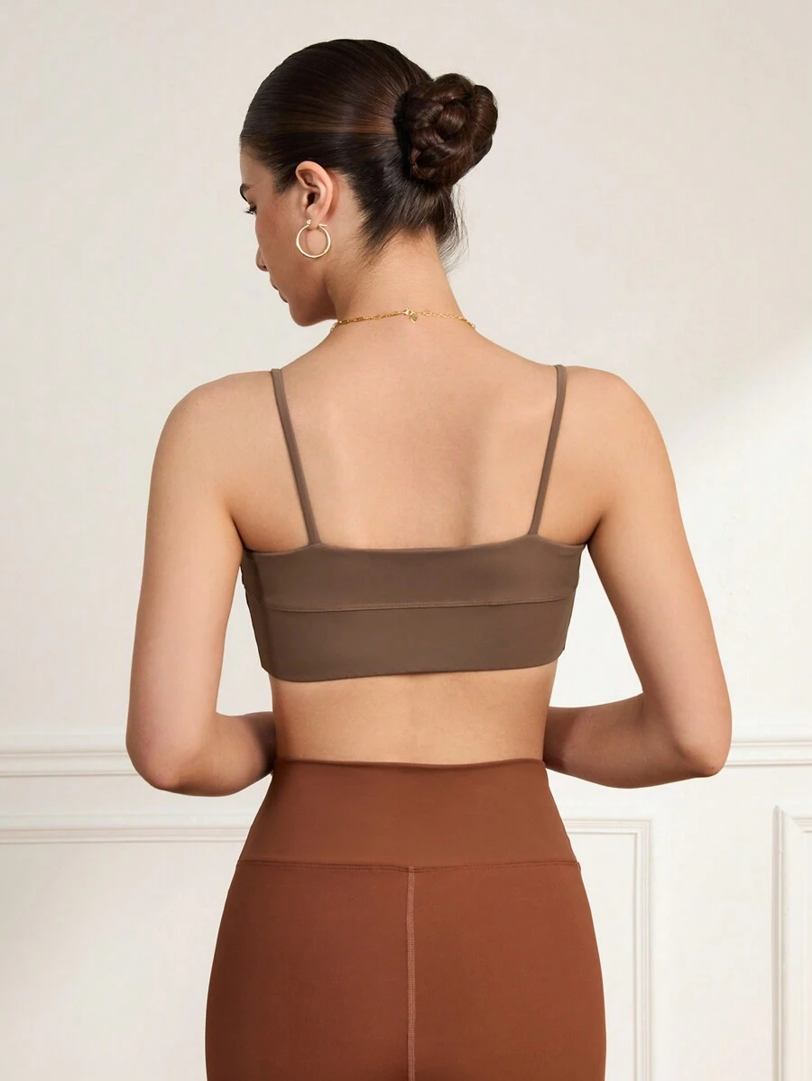 SHEIN Sports Solid Seamless Cami Sports Bra - Brown - View 1