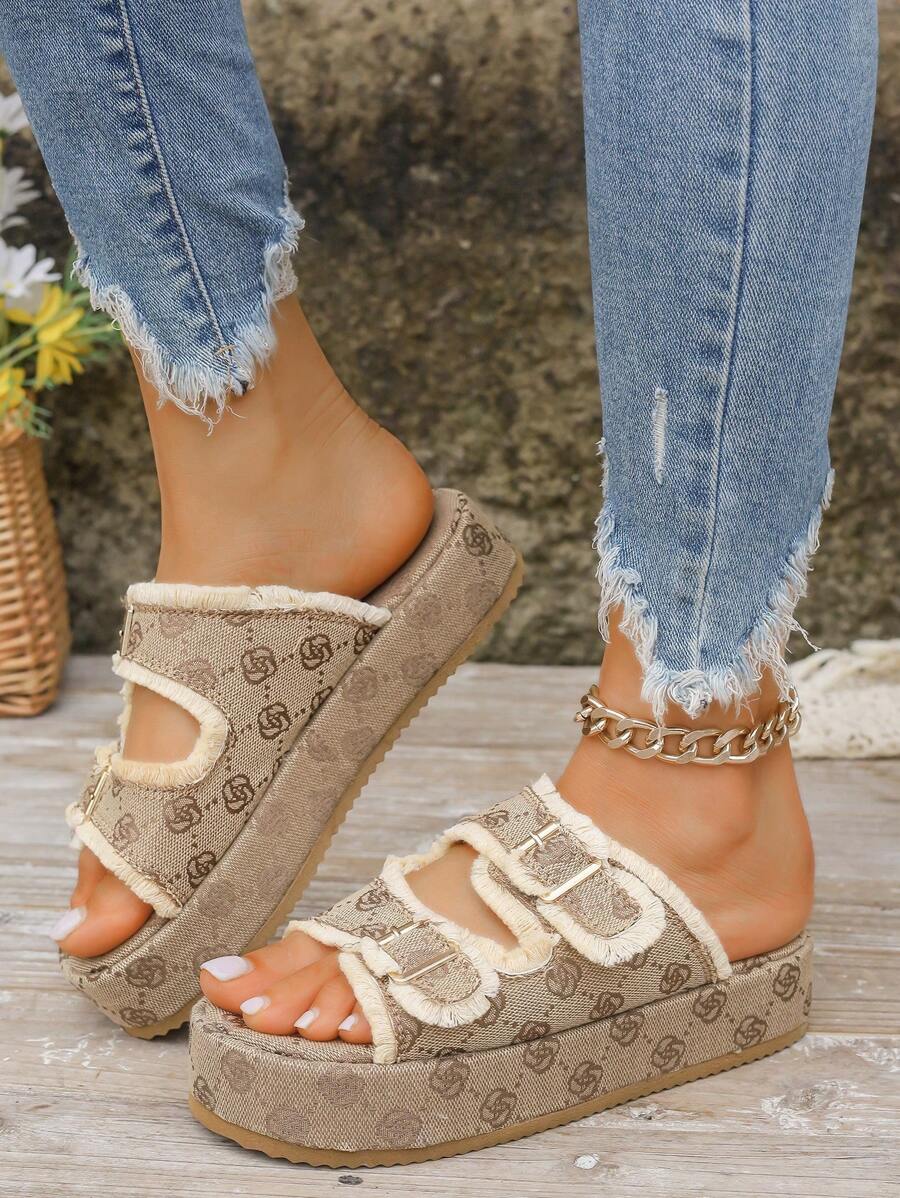 Women's Fashionable Buckle Strap European & American Style Lightweight Non-Slip Fabric Beach Platform Sandals