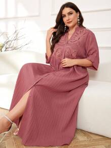 Seusyu Plus Contrast Embroidery Roll Tab Sleeve Modest Dress For Summer - Pink - View 3