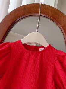SHEIN LMoss Kids LMoss Baby Girl 可爱休闲女婴夏季泡泡袖宽松纯色纹理设计连衣裙 - 紅色 - 查看 3