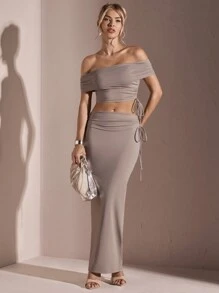 SHEIN BAE 女士純色露肩束腰荷葉邊短上衣和裙子套裝 - 灰色 - 查看 1