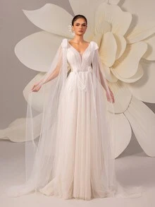 Elegant Solid Color Lace Tulle Shawl With Trail Wedding Dress - White - View 6