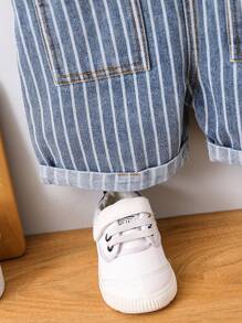 SHEIN Overol sin camiseta de mezclilla para bebé niño con rayas y bolsillos dobles - Azul lavado oscuro - Ver 3